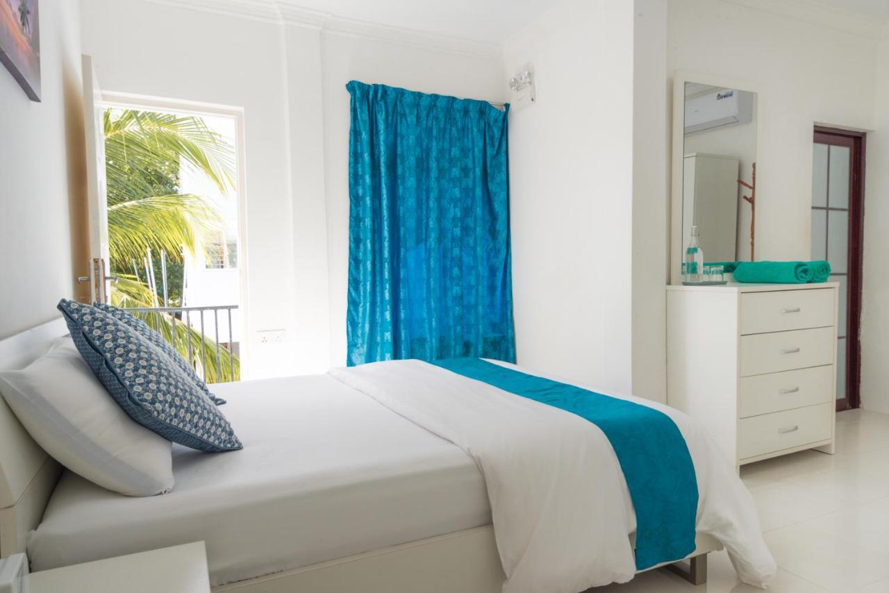 Palm Gate Maldives Hotell Thulusdhoo Eksteriør bilde